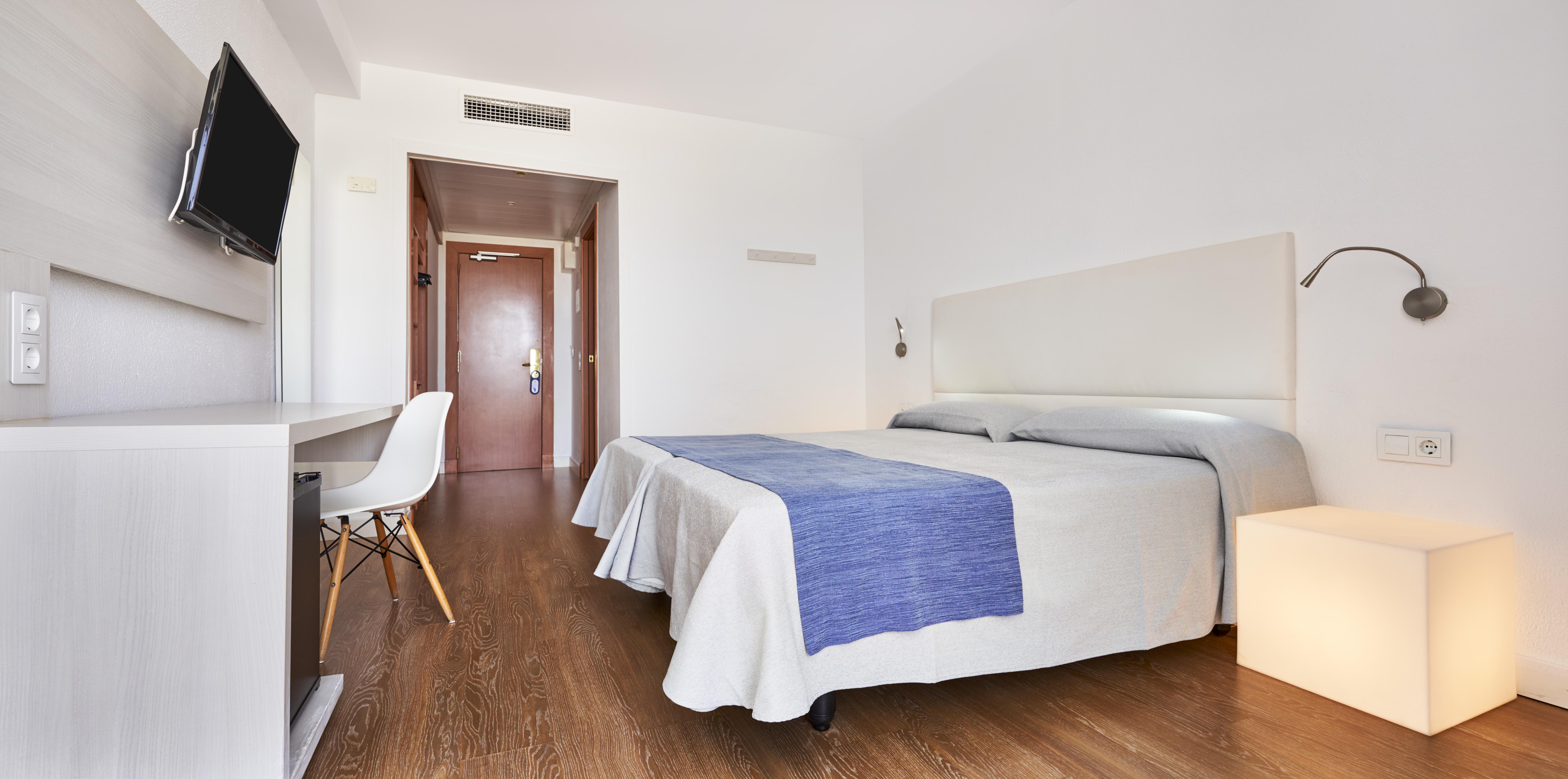Smartline Cala N Bosch Hotel Cala en Bosc Eksteriør bilde